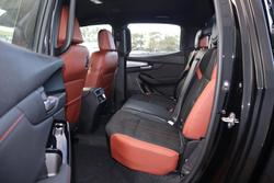 2025 Mazda
BT-50 SP