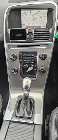 2012 Volvo XC60 D4 Teknik MY13 Ice White