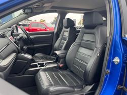 2018 Honda
                CR-V VTi-LX