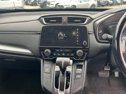 2018 Honda
                CR-V VTi-LX