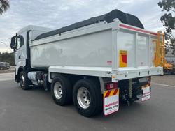 2025 Iveco
                S-WAY AS 550  