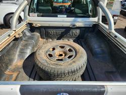 2014 Nissan Navara ST D40 Series 6 4X4 Dual Range WHITE