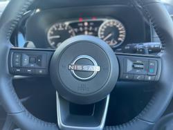 2024 Nissan
Pathfinder Ti