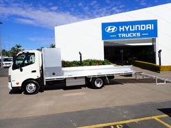 2022 HINO DUTRO 616