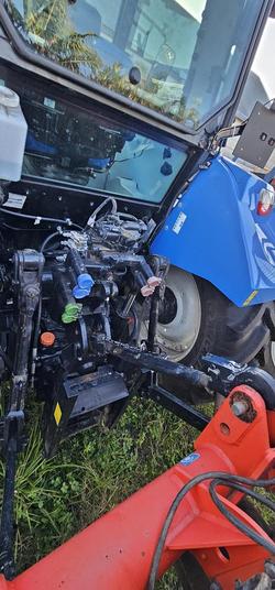 2022 New Holland T5.110 Electro Command S Blue