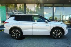 2025 Mitsubishi Outlander PHEV Exceed Tourer ZM MY24 AWD White Diamond with Black Mica Roof