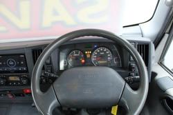 2011 Isuzu
Npr300