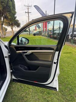 2020 Volkswagen
                Touareg 190TDI Premium