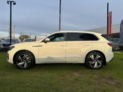 2020 Volkswagen
                Touareg 190TDI Premium