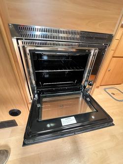 2015 Avan Ovation