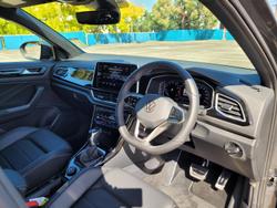 2025 Volkswagen T-Roc 140TSI R-Line