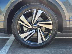 2025 Volkswagen T-Roc 140TSI R-Line