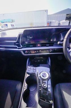 2025 Kia Sportage HEV SX