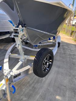 2025 QUINTREX 610 Territory Legend