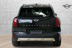 2024 MINI
Countryman S Favoured