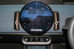 2024 MINI
Countryman S Favoured