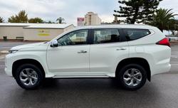 2025 Mitsubishi Pajero Sport GLX