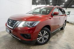 2017 Nissan
Pathfinder ST
