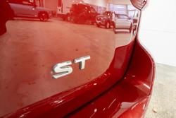 2017 Nissan
Pathfinder ST