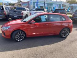 2017 Hyundai
i30 SR