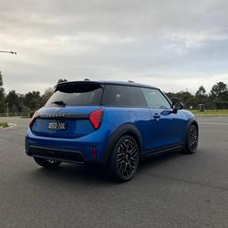 2025 MINI Cooper S Favoured