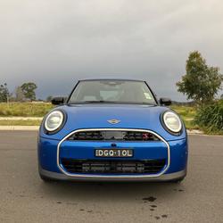 2025 MINI Cooper S Favoured