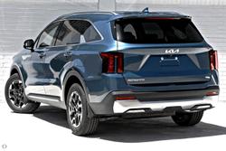 2025 Kia
Sorento Sport
