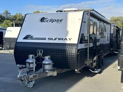 Supreme 2160_C_K2E13B_T Sunray 21'6 2 Bunk