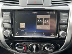 2024 Nissan Navara ST