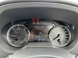 2024 Nissan
Navara ST