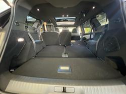 2025 Peugeot 5008 GT Premium Hybrid