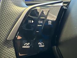 2025 Peugeot 5008 GT Premium Hybrid