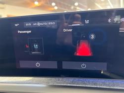 2025 Peugeot 5008 GT Premium Hybrid