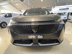 2025 Peugeot 5008 GT Premium Hybrid