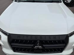 2025 Mitsubishi Triton GLX-R