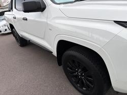 2025 Mitsubishi Triton GLX-R