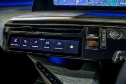 2025 Peugeot 5008 GT Premium Hybrid