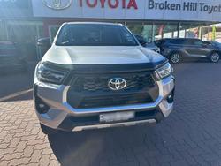 2025 Toyota Hilux SR5 48V GUN126R 4X4 Dual Range Stunning Silver