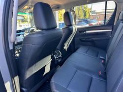 2025 Toyota Hilux SR5 48V GUN126R 4X4 Dual Range Stunning Silver