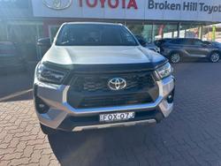 2025 Toyota Hilux SR5 48V GUN126R 4X4 Dual Range Stunning Silver