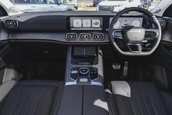 2025 Jaecoo J8 Track