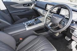 2025 Jaecoo J8 Track