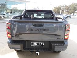 2024 Isuzu
D-MAX BLADE
