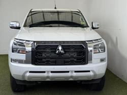 2024 Mitsubishi
Triton GLS