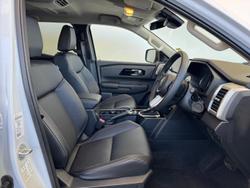 2024 Mitsubishi
Triton GLS