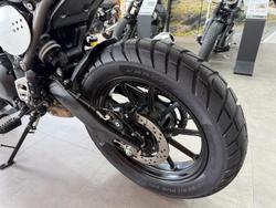 2024 Triumph Scrambler 400 X Scrambler Green