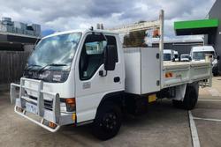 2004 Isuzu N Series NPR 250 White