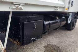 2004 Isuzu N Series NPR 250 White