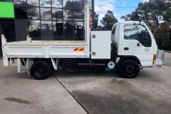 2004 Isuzu N Series NPR 250 White