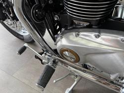 2025 Triumph Bonneville Speedmaster Speedmaster Black